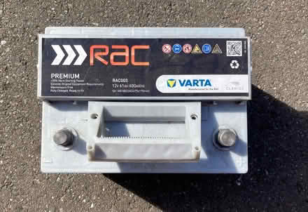 Photo of free Varta Car Battery 12V, 61Ah (SE21) #4