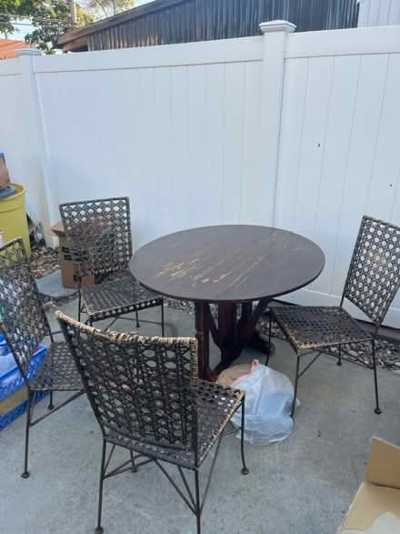 Photo of free Kitchen table & chairs (Hicksville) #1