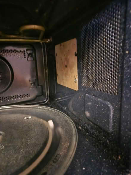 Photo of free Microwave not working (BR8) #3