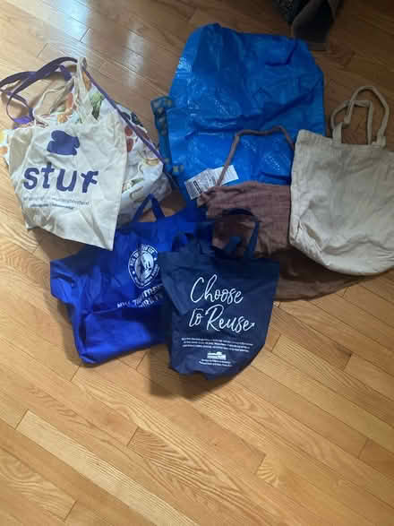 Photo of free Tote bags various sizes (Near Friendship Heights metro) #1
