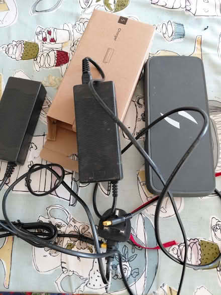 Photo of free Swytch bike charger & battery (Cowley OX4) #1