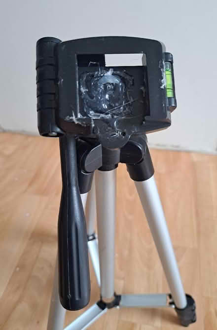 Photo of free Camera tripod (Seaside BN22) #2