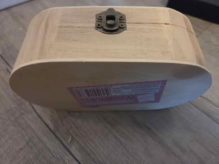 Photo of free Box for decorating (Stroud GL5) #2