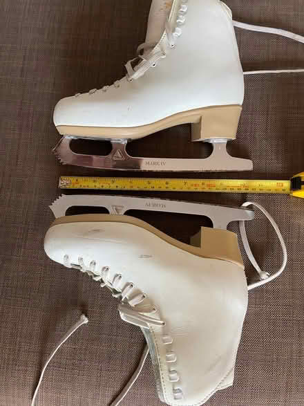 Photo of free Pair of ice skates (Donnington/Speen) #1