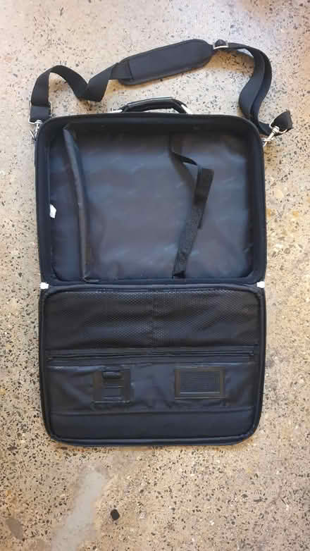 Photo of free ANTLER laptop carry case (SW8 Oval Vauxhall) #3