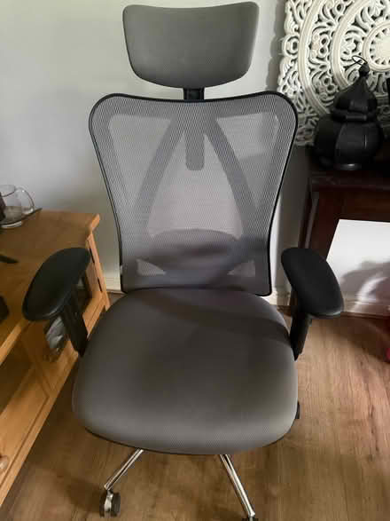 Photo of free Office chair (Northolt) #1