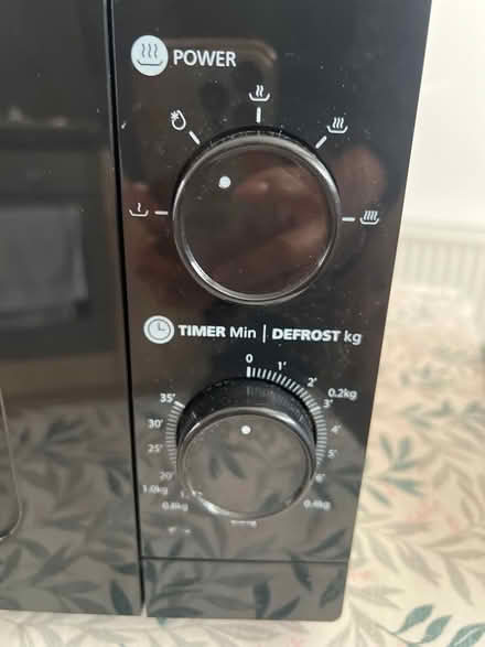 Photo of free Microwave- Like new (Tottenham N17) #3