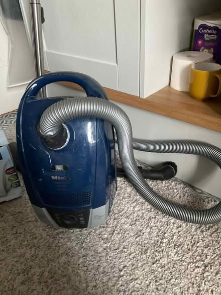 Photo of free Vacuum cleaner (Skipton BD23) #3