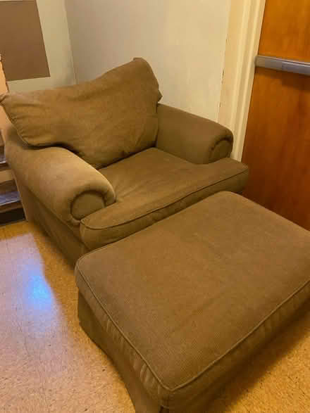 Photo of free to you Furniture (Near murrysville) #4