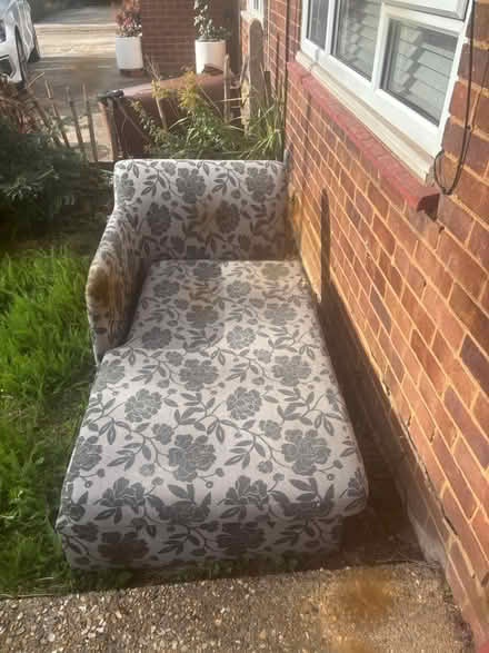 Photo of free chaise longue sofa bed (Camrose Avenue, HA8) #1