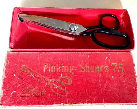 Photo of free Pinking shears (Presteigne LD8) #1