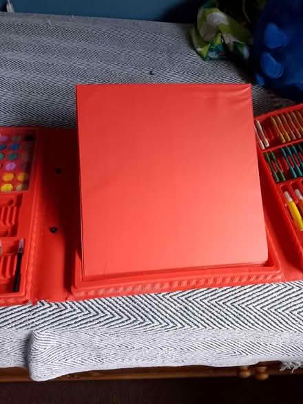 Photo of free Art set (Hastings TN35) #1