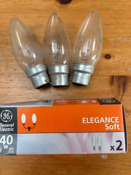 Photo of free 5 light bulbs (Aintree Village L10) #1