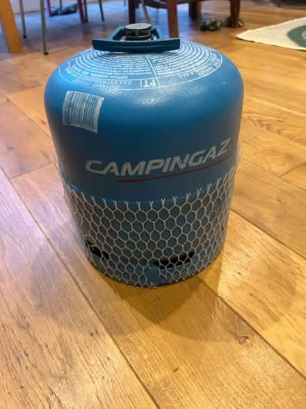 Photo of free Campinggaz 907 gas cylinder (West Brunswick BN1) #1