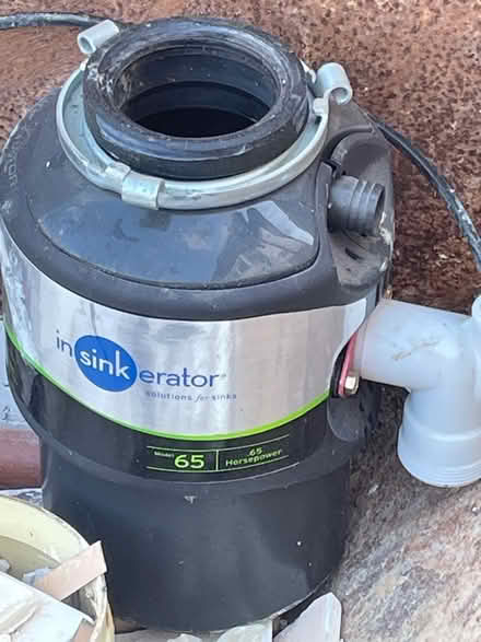 Photo of free Kitchen Sink macerator - Insinkerator (Summertown OX2) #1
