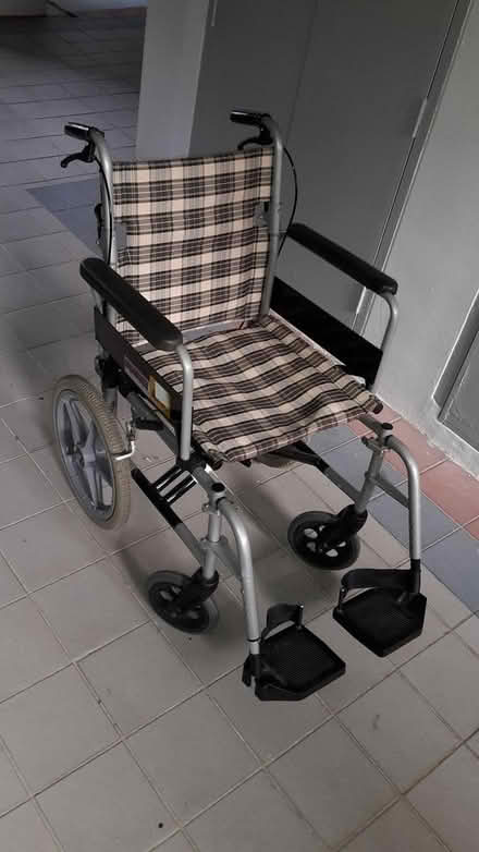 Photo of free Wheelchair (Queenstown, near MRT) #1