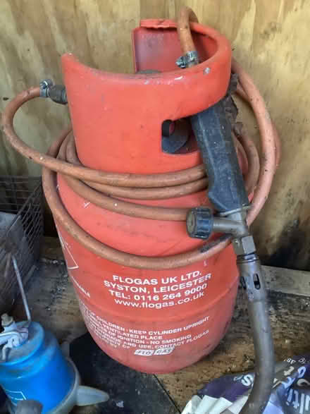 Photo of free Red Flo Gas bottle (Sharpstone) #1