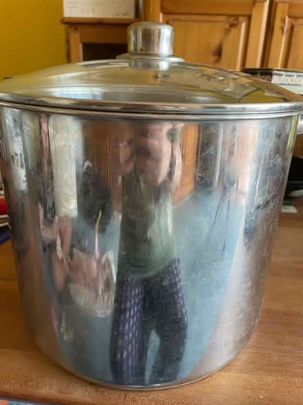 Photo of free Large pot with lid (Furzton MK4) #3