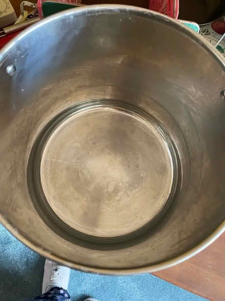 Photo of free Large pot with lid (Furzton MK4) #2