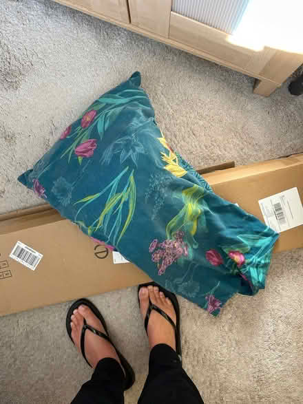 Photo of free Single bed bedding (Bramley LS13) #1