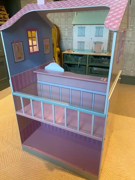 Photo of free Baby doll play house (KT8 East Molesey) #1