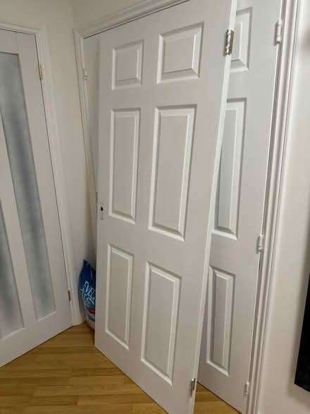Photo of free Single White Painted Internal Door (Chandlers Ford SO53) #1