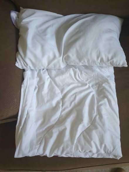 Photo of free Toddler/cot-size bedding set (Shrub End CO3) #1