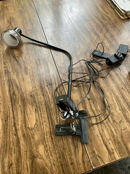 Photo of free LED lamp for parts or repair (Crestwood, NW DC) #1