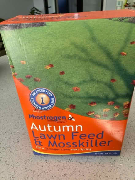 Photo of free Autumn Lawn Feed (Belmont Close Uxbridge UB8) #1