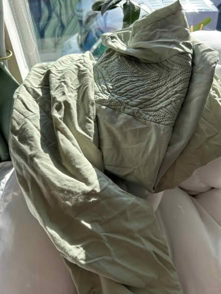 Photo of free Single bed bedding (Bramley LS13) #2