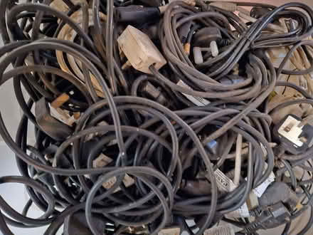 Photo of free kettle leads (Highway SL6) #1