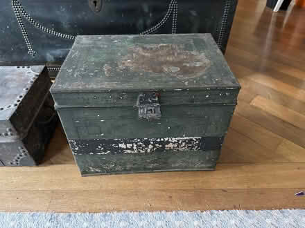 Photo of free Medium size metal box (Beaconsfield HP9) #1