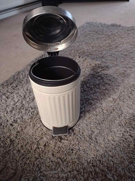 Photo of free Metal bathroom pedal bin (Hatfield, Herts AL10) #1