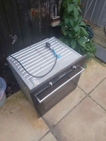 Photo of free Built In Electric Single Fan Oven (Culgaith CA10) #2
