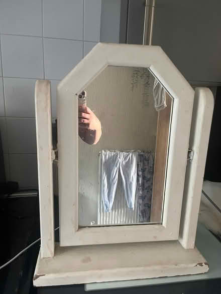 Photo of free Mirror (BD18) #1