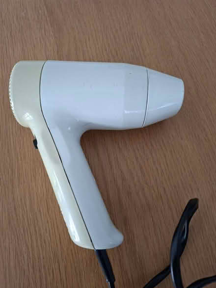 Photo of free braun hairdryer (compact 1200) (Panshanger AL7) #1