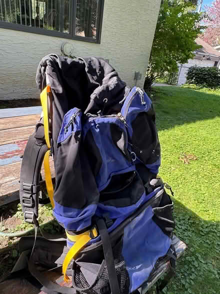 Photo of free Back pack for hiking (St. Paul Mac groveland) #1
