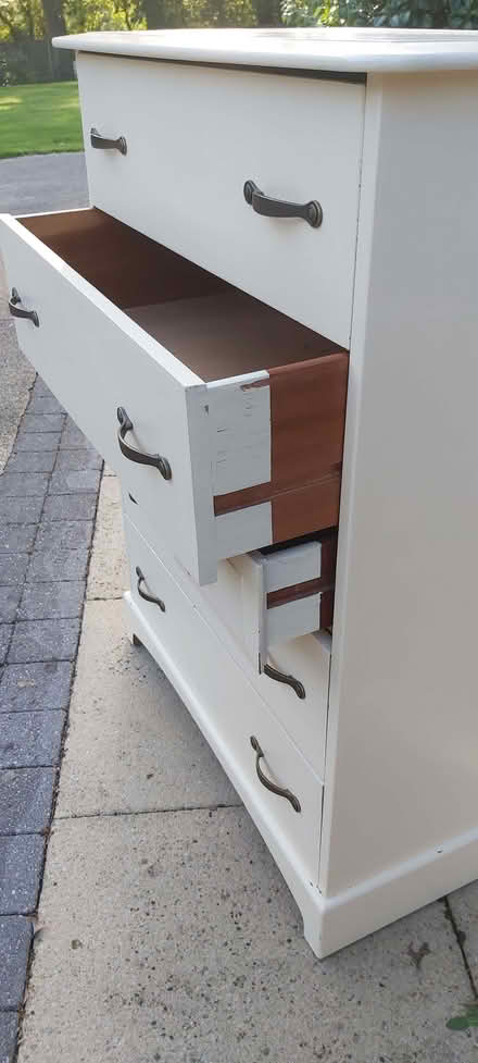 Photo of free Chest of drawers (Rail Croft PO7) #3