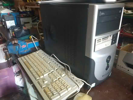Photo of free Computer (The Reddings) #1