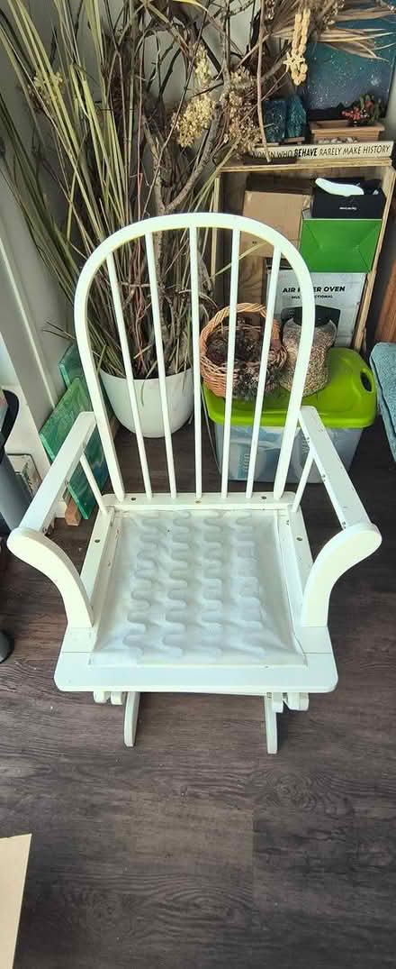 Photo of free glider (Dayton's Bluff) #1