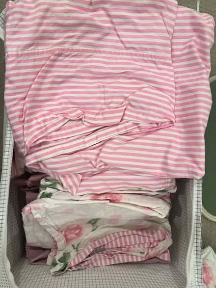 Photo of free queen bed sheet set ,duvet cover (near kings academy) #1