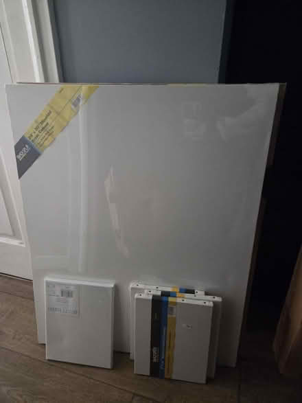 Photo of free Various canvases (Canvey Island, SS8) #1