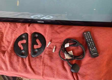Photo of free 43” Samsung plasma TV (WV5 7AX) #3
