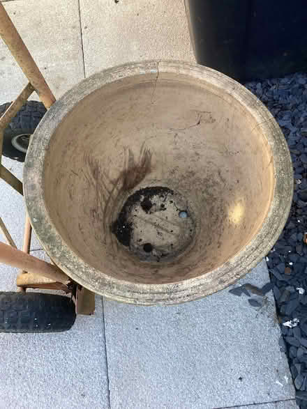 Photo of free Large Garden Planter (Stoneham SO50) #2