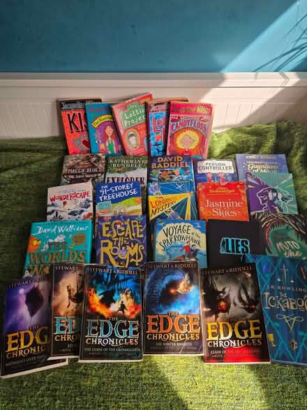 Photo of free Kid's books (E8) #1