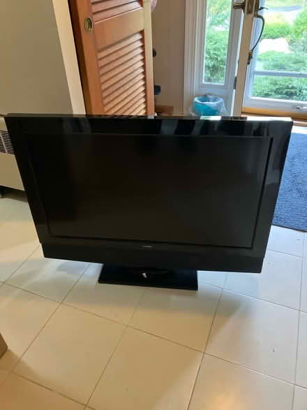 Photo of free 37 inch lcd tv (Andover) #1