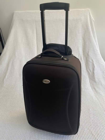 Photo of free Carry-on suitcase (Penge BR3) #1