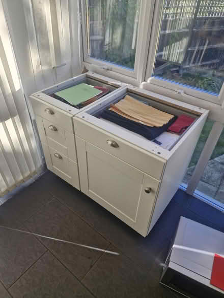 Photo of free Kitchen cupboard units (Tn49qe) #1