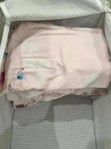 Photo of free queen bed sheet set ,duvet cover (near kings academy) #4