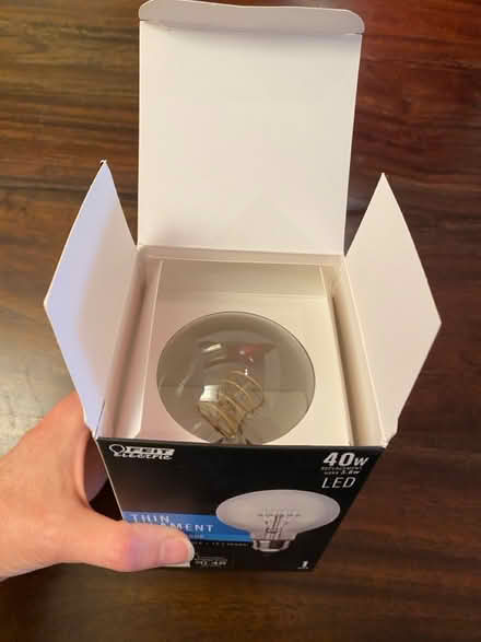 Photo of free NEW Globe style E26 40W LED bulb (Cabin John near Bethesda) #3